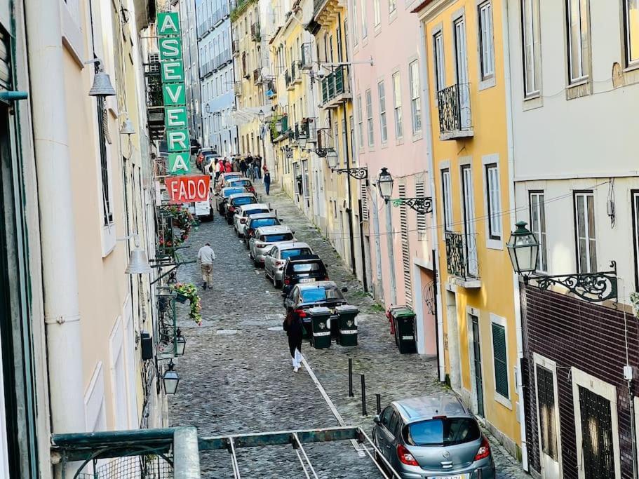 Apartment Modern Comfort Within Ancient Streets Lissabon
